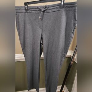 DALIA- Gray Casual/Athleisure Style